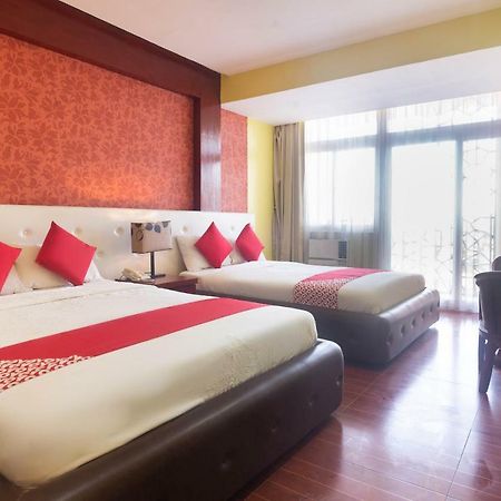 Oyo 159 San Remigio Pensionne Suites Cebu Ngoại thất bức ảnh