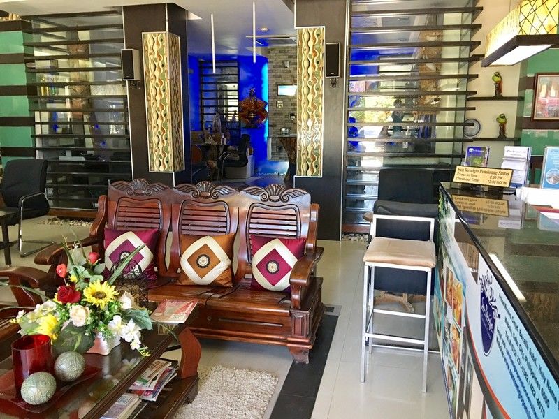 Oyo 159 San Remigio Pensionne Suites Cebu Ngoại thất bức ảnh