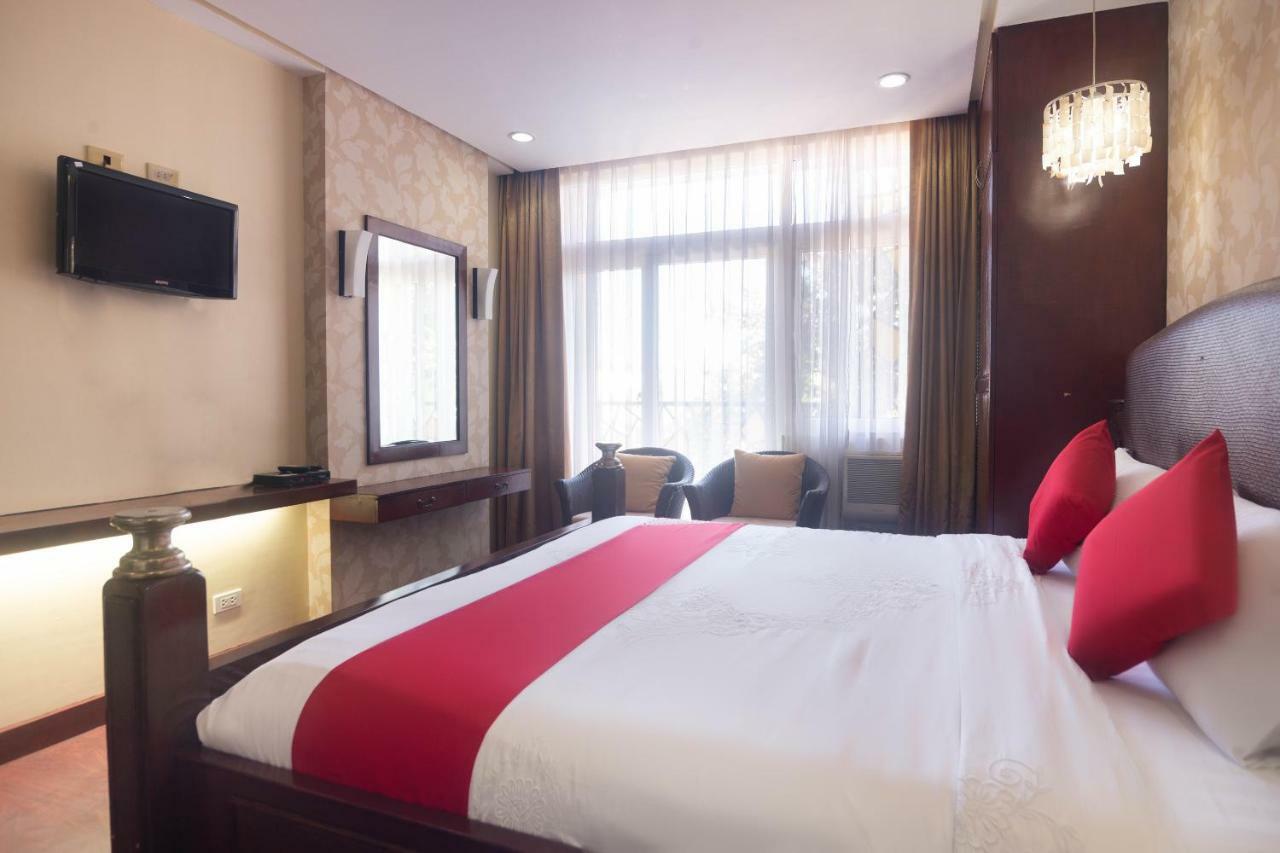 Oyo 159 San Remigio Pensionne Suites Cebu Ngoại thất bức ảnh