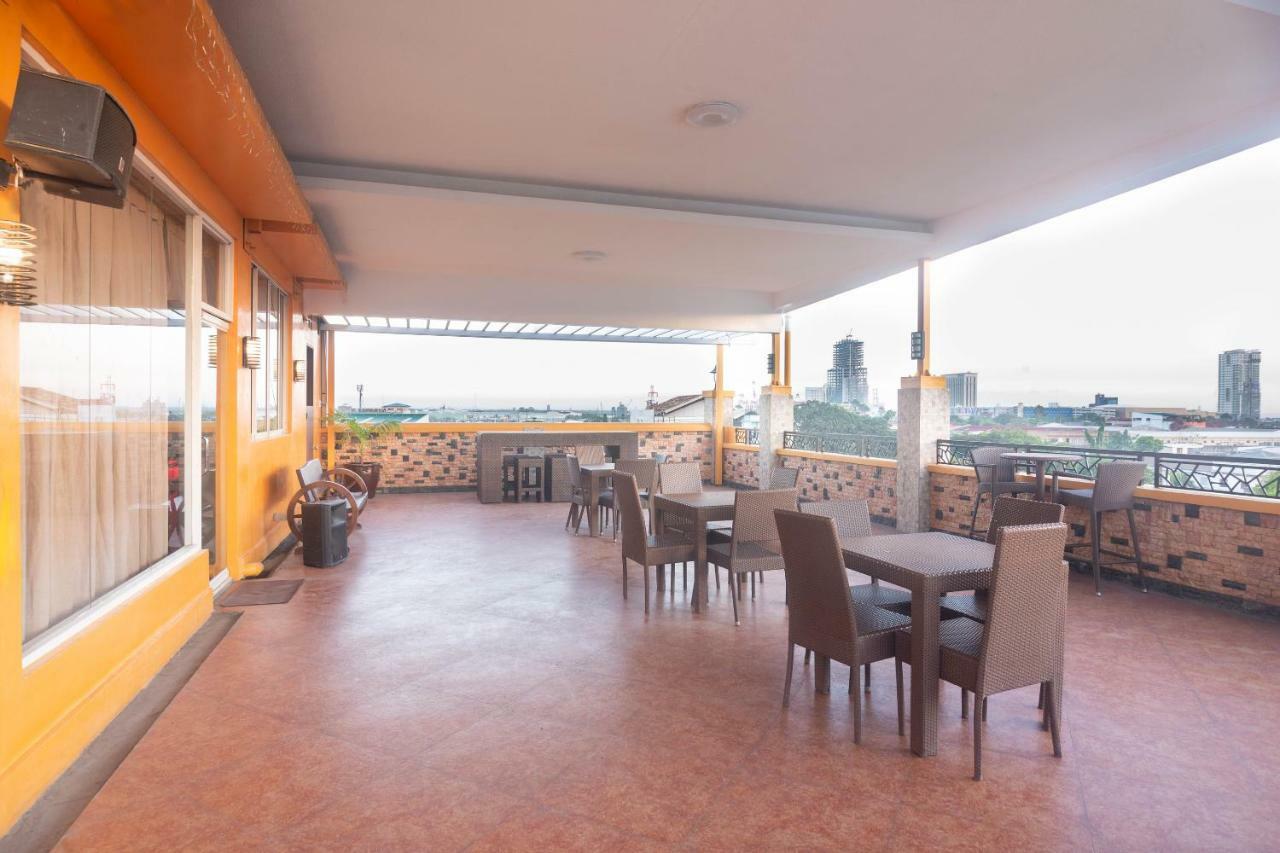 Oyo 159 San Remigio Pensionne Suites Cebu Ngoại thất bức ảnh