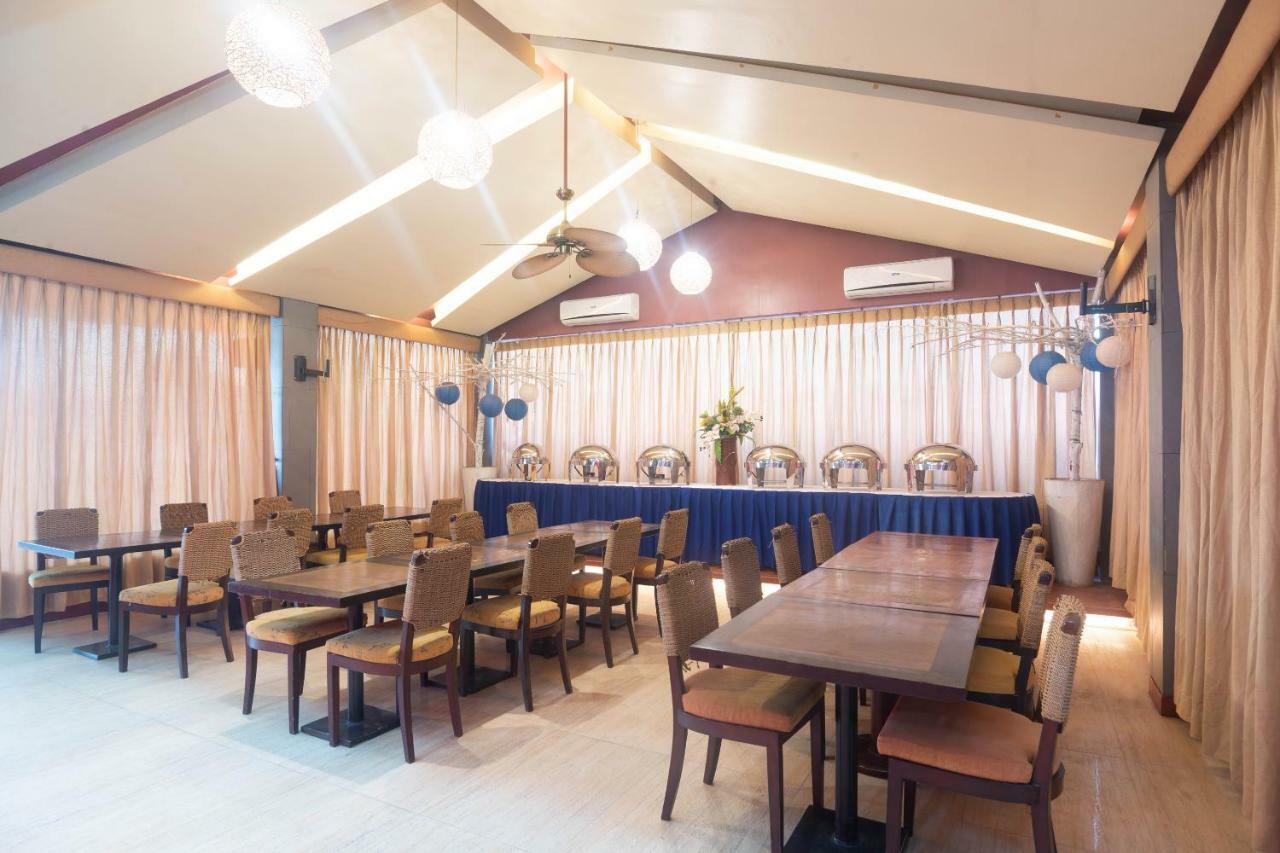 Oyo 159 San Remigio Pensionne Suites Cebu Ngoại thất bức ảnh