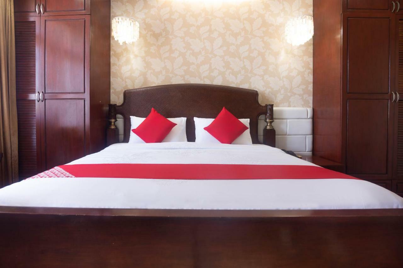 Oyo 159 San Remigio Pensionne Suites Cebu Ngoại thất bức ảnh